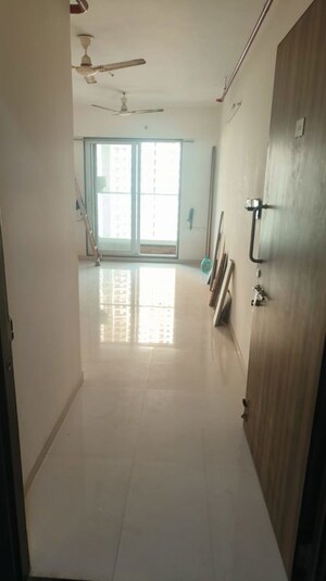 Room in 2 BHK Apartment at Ashar Axis, Majiwada – for Rent