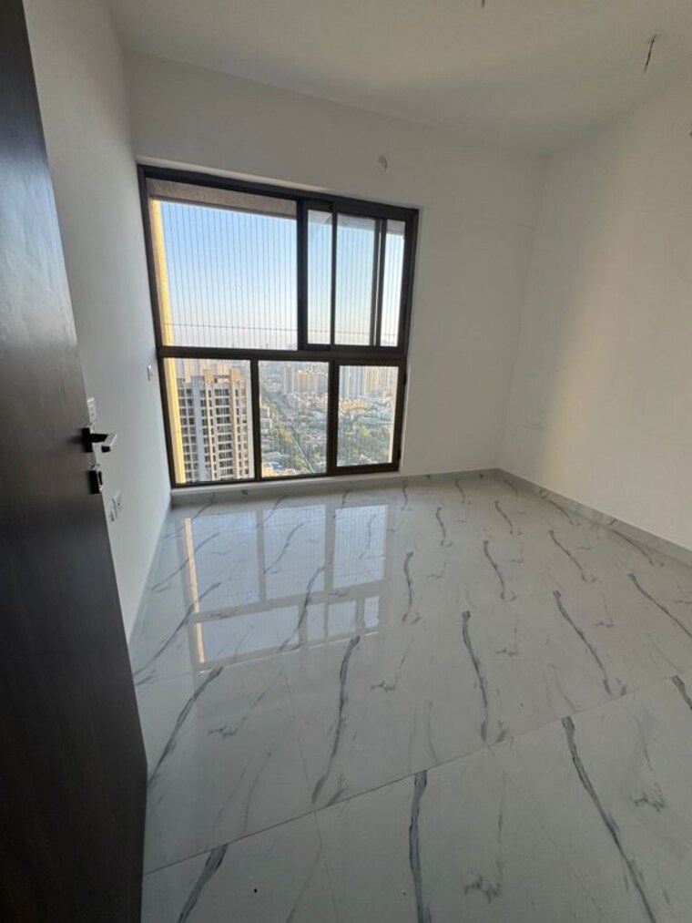 Room, raymond-ten-x-habitat 2 Bedroom 670 Sq.Ft. Apartment In Pokhran Road No Two Thane 10410963