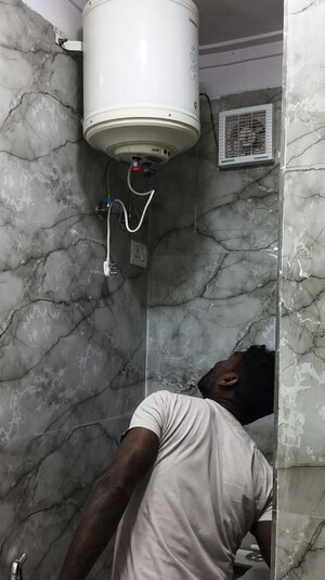 Bathroom in 1 BHK Builder Floor at Malviya Nagar – for Sale
