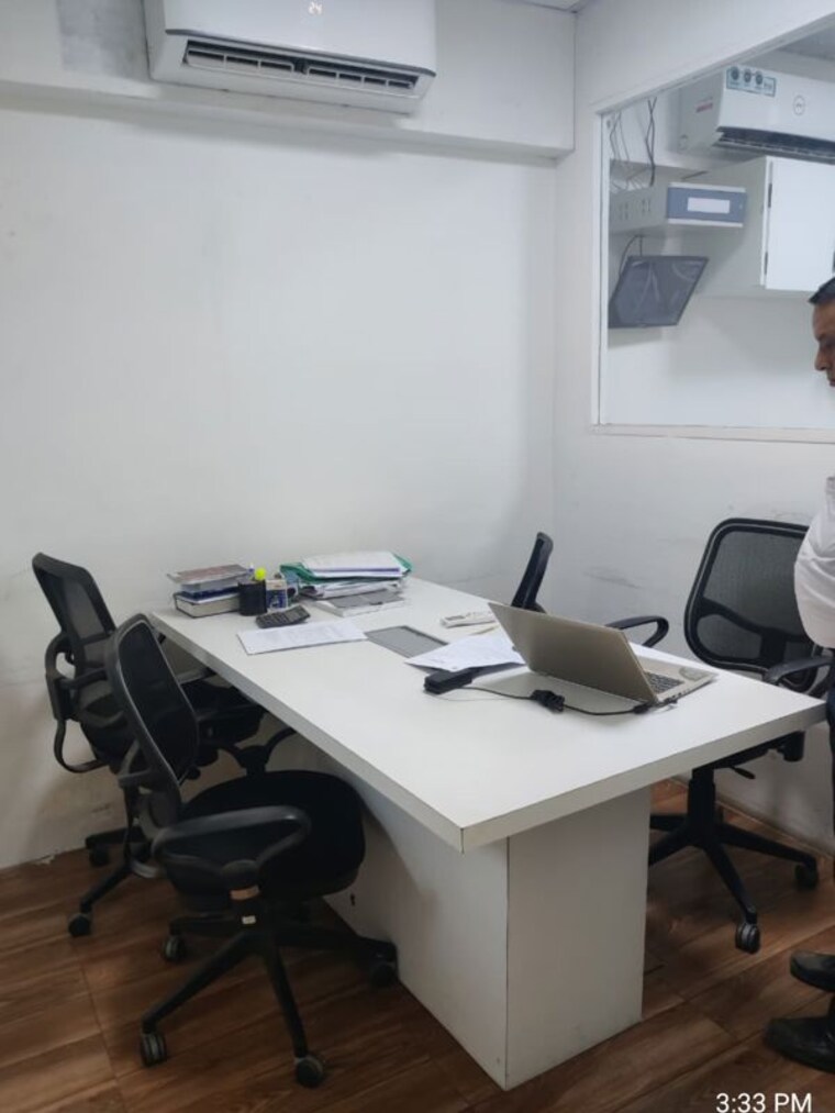 Team Area, real-tech-park Commercial Office Space 747 Sq.Ft. In Vashi Sector 30a Navi Mumbai 10410968