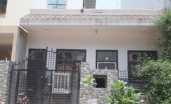 4 BHK + Pooja Room,Servant Room,Study Room,Extra Room,Basement Independent House For Sale in Sector 7