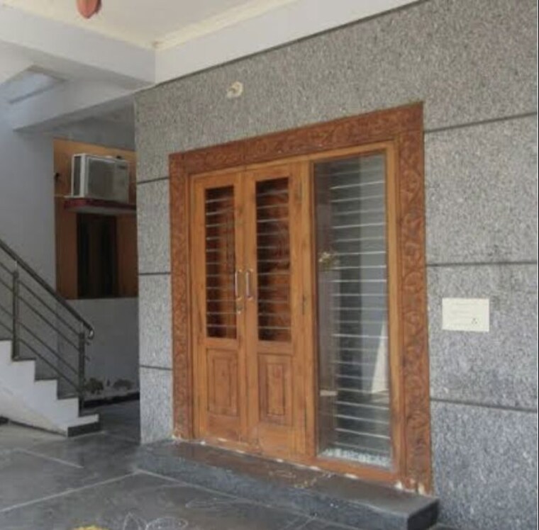 Entrance, sector 9 4 Bedroom 160 Sq.Yd. Independent House In Sector 9 Faridabad 10410969