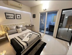 StudioApartment For Sale in Eminence Kimberly Suites