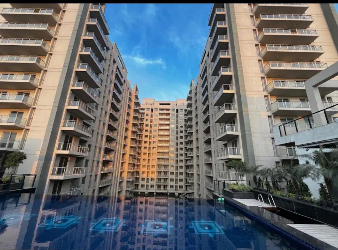 Studio  795 Sq.Ft. Apartment in Eminence Kimberly Suites