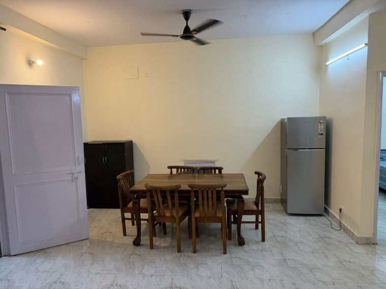 Team Area, amrapali-hanging-gardens 2 Bedroom 1145 Sq.Ft. Apartment In Sector 107 Noida 10410981