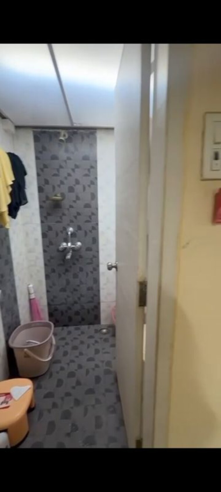 Bathroom, everest-classique 1 Bedroom 434 Sq.Ft. Apartment In Vile Parle East Mumbai 10410995