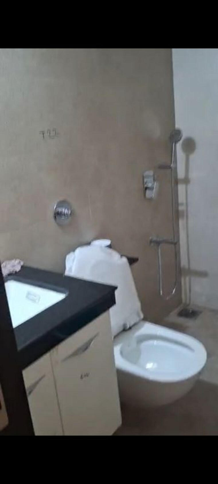 Bathroom, pruthvi-pushpanjali 3 Bedroom 940 Sq.Ft. Apartment In Vile Parle East Mumbai 10411004