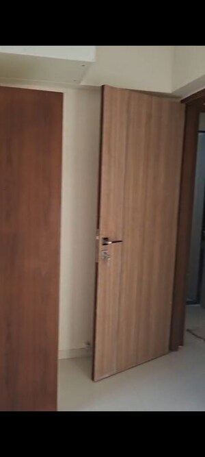 Bathroom in 3 BHK Apartment at Pruthvi Pushpanjali, Vile Parle East – for Rent