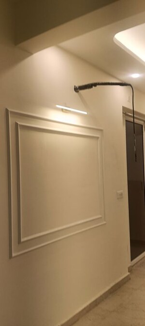 Room in 2 BHK Apartment at MRG Ultimus, Sector 90 – for Rent