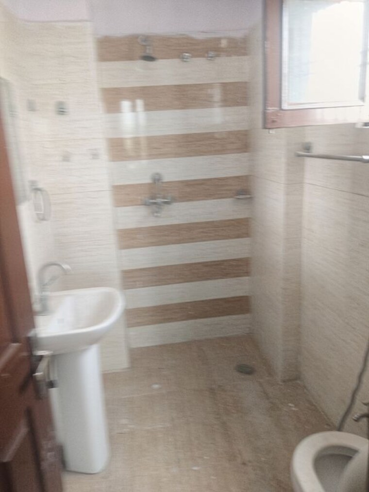 Bathroom, khatipura 3 Bedroom 1400 Sq.Ft. Builder Floor In Khatipura Jaipur 10411026