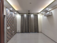 3.5 BHK + Store Room Apartment For Rent in Emaar MGF Emerald Hills