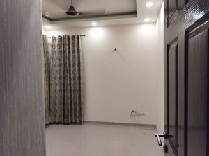 Bathroom in 3.5 BHK Apartment at Emaar MGF Emerald Hills, Sector 65 – for Rent