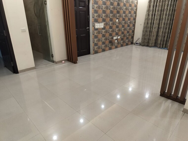 Bathroom, emaar-mgf-emerald-hills 3.5 Bedroom 1600 Sq.Ft. Apartment In Sector 65 Gurgaon 10411022