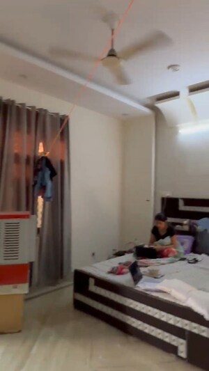 Bedroom in 3 BHK Independent House at Gamma Shopping Mall, Gamma I Greater Noida – for Rent
