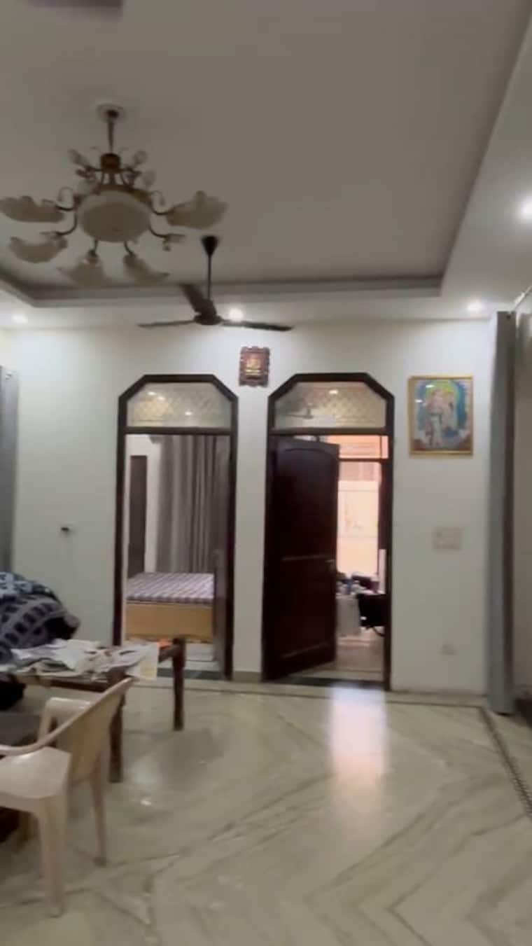 Living Room, gamma-shopping-mall 3 Bedroom 2400 Sq.Ft. Independent House In Gamma I Greater Noida Greater Noida 10411036