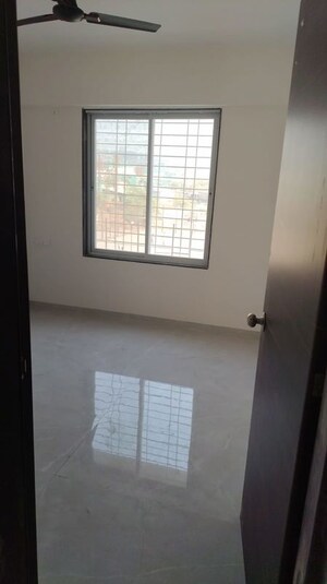 Room in  Office Space at Patil Nagar – for Rent