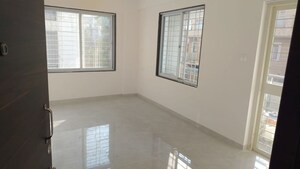 Room in  Office Space at Patil Nagar – for Rent