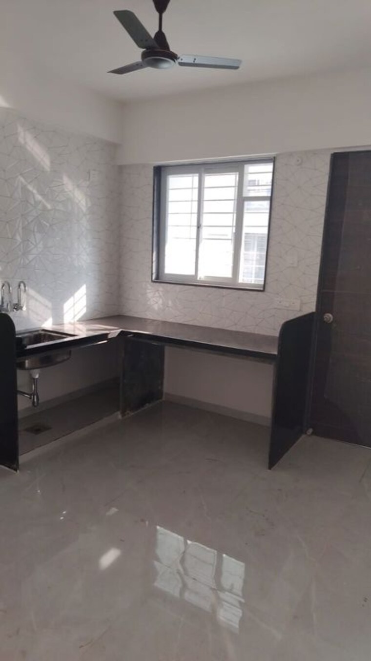 Room, patil nagar Commercial Office Space 600 Sq.Ft. In Patil Nagar Pune 10411045