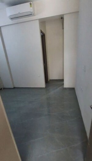 Room in 2.5 BHK Builder Floor at M3M Antalya Hills, Sector 79 – for Rent