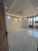 3 BHK + Pooja Room 2700 Sq.Ft. Builder Floor in Palam Vihar Residents Association