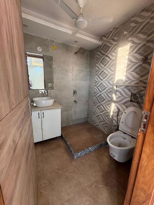 Bathroom in 3 BHK Builder Floor at Palam Vihar Residents Association, Palam Vihar – for Rent