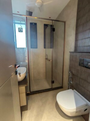 Building Lobby in 4 BHK Builder Floor at Palam Vihar Residents Association, Palam Vihar – for Rent