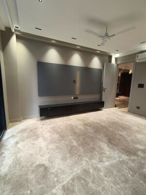 Bedroom in 4 BHK Builder Floor at Palam Vihar Residents Association, Palam Vihar – for Rent