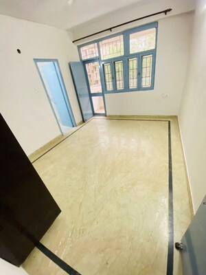 Room in 3 BHK Apartment at Sector 18 Dwarka – for Rent