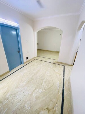 Room in 3 BHK Apartment at Sector 18 Dwarka – for Rent