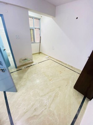Room in 3 BHK Apartment at Sector 18 Dwarka – for Rent