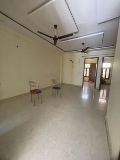 3 BHK Builder Floor For Sale in RPS Palm Drive