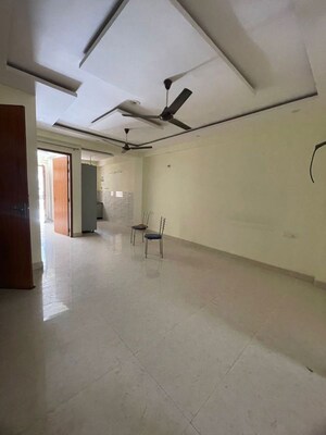 Room in 3 BHK Builder Floor at RPS Palm Drive, Sector 88 – for Sale