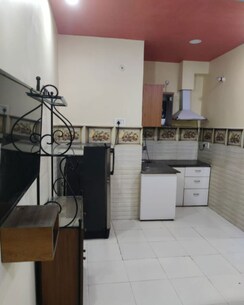 1 BHK + Store Room Villa For Rent in Aliganj