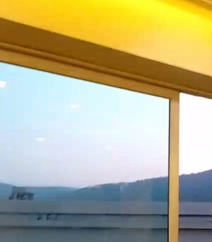 Room in 2 BHK Apartment at Hiranandani Meadows, Manpada – for Rent