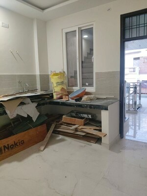 Kitchen in 1 BHK Villa at Aliganj – for Rent