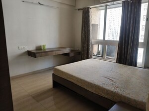 Room in 1 BHK Apartment at Hiranandani Fedora, Ghodbunder Road – for Rent