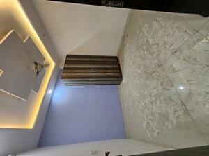 Furnished Amenities in 2 BHK Builder Floor at Baba Colony – for Rent