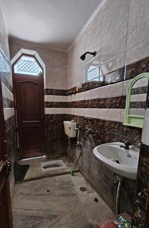 Bathroom in 2 BHK Builder Floor at Ashoka Enclave – for Rent