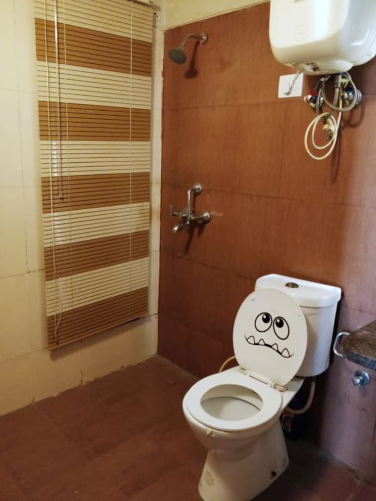 Bathroom, mahagun-moderne 2.5 Bedroom 125 Sq.Ft. Apartment In Sector 78 Noida 10411269