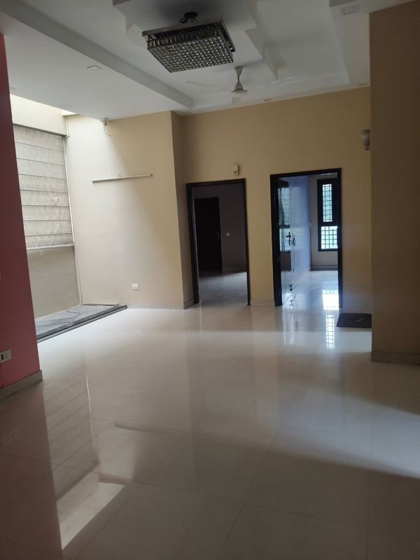 3 BHK + Pooja Room Independent House For Rent in Sector 52