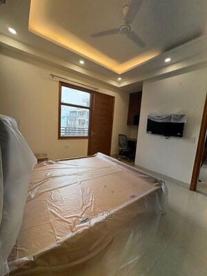 Bedroom in 1 BHK Builder Floor at Sushant Lok I – for Rent