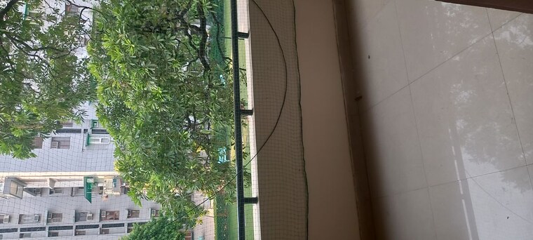 Balcony, patparganj 2 Bedroom 950 Sq.Ft. Apartment In Patparganj Delhi 10411245