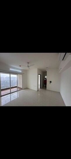 1 BHK Apartment For Rent in Lodha Crown Kolshet