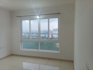 Room in 2.5 BHK Apartment at Cybercity Marina Skies, Hi Tech City – for Rent