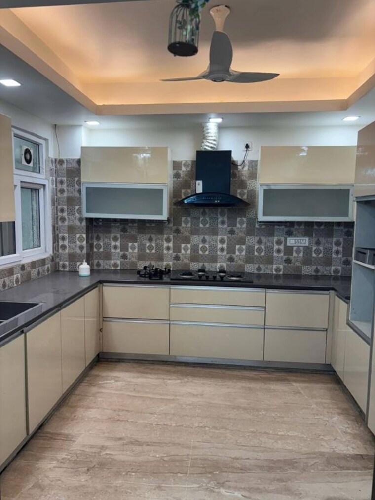 Kitchen, conscient-heritage-max 4 Bedroom 2860 Sq.Ft. Apartment In Sector 102 Gurgaon 10411337