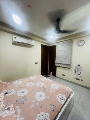 Room in 3 BHK Builder Floor at Sector 15 ii – for Sale