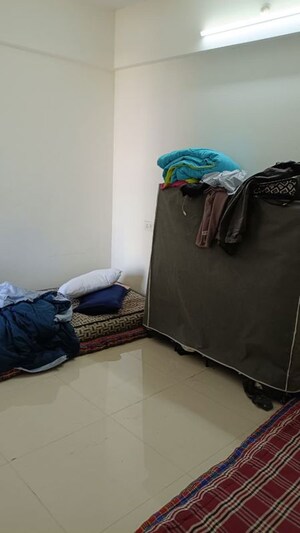 Bedroom in 2 BHK Apartment at Tathawade – for Rent
