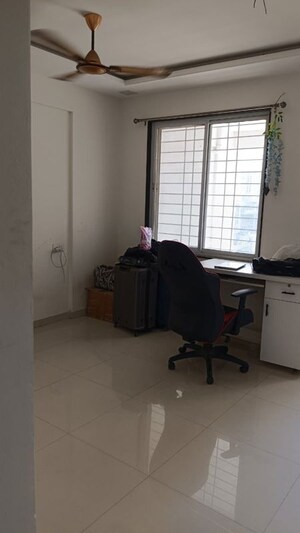 Room in 2 BHK Apartment at Tathawade – for Rent