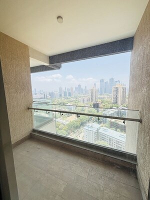 Furnished Amenities in 5 BHK Apartment at Prestige Siesta, Mulund West – for Sale