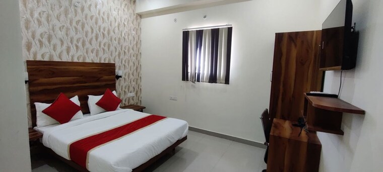 Bedroom, gomti nagar 6+ Bedroom 5000 Sq.Ft. Villa In Gomti Nagar Lucknow 10411409